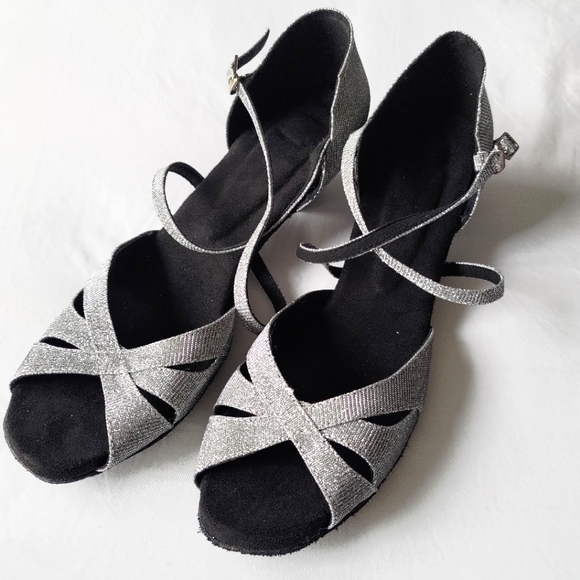 Silver Ballroom Dance Shoes sz 11 - Picture 1 of 5